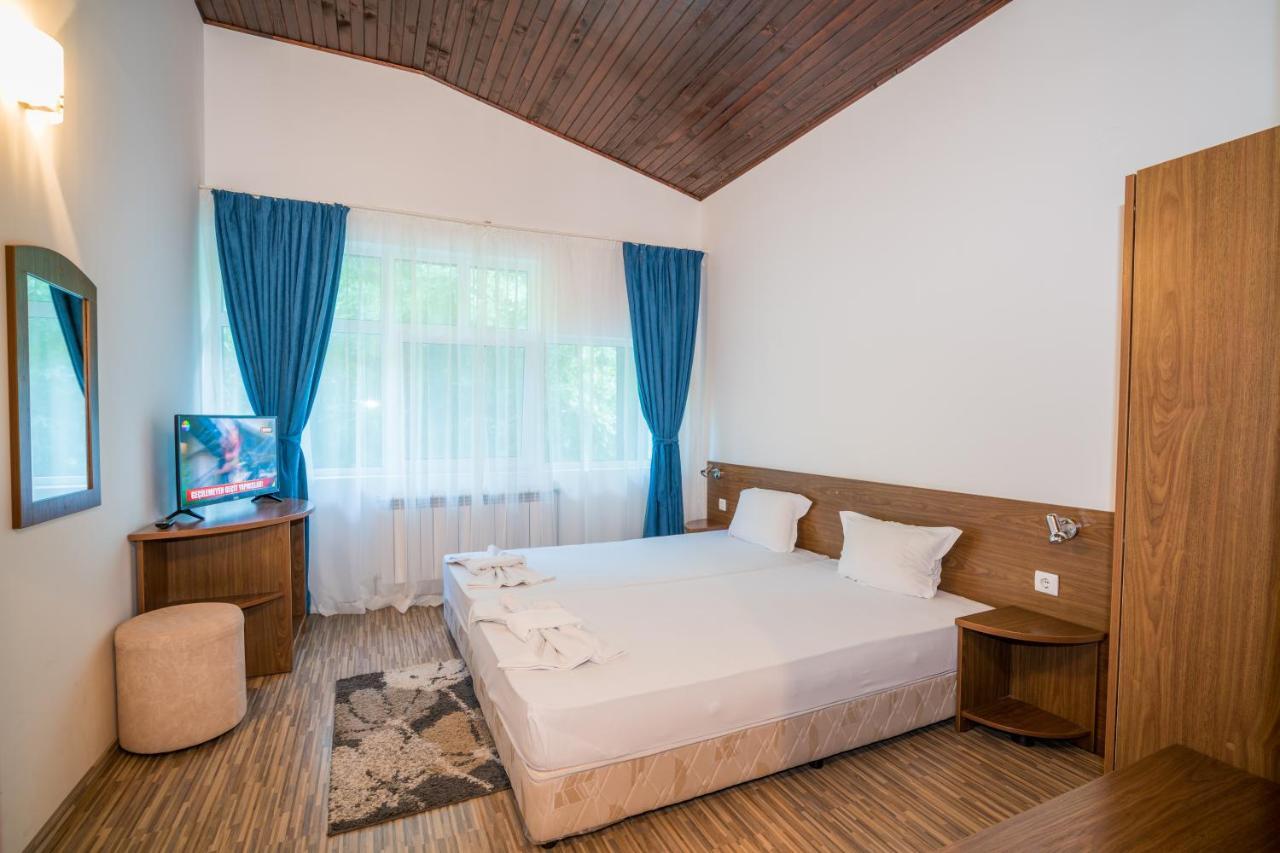 Family Park Hotel Kyoshkove Szumen Zewnętrze zdjęcie