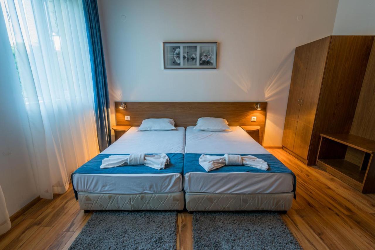 Family Park Hotel Kyoshkove Szumen Zewnętrze zdjęcie