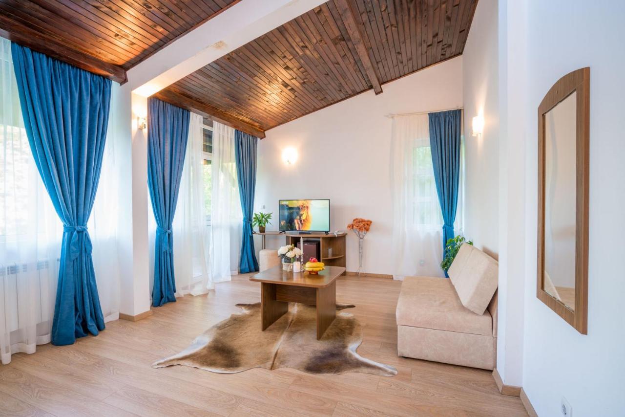 Family Park Hotel Kyoshkove Szumen Zewnętrze zdjęcie