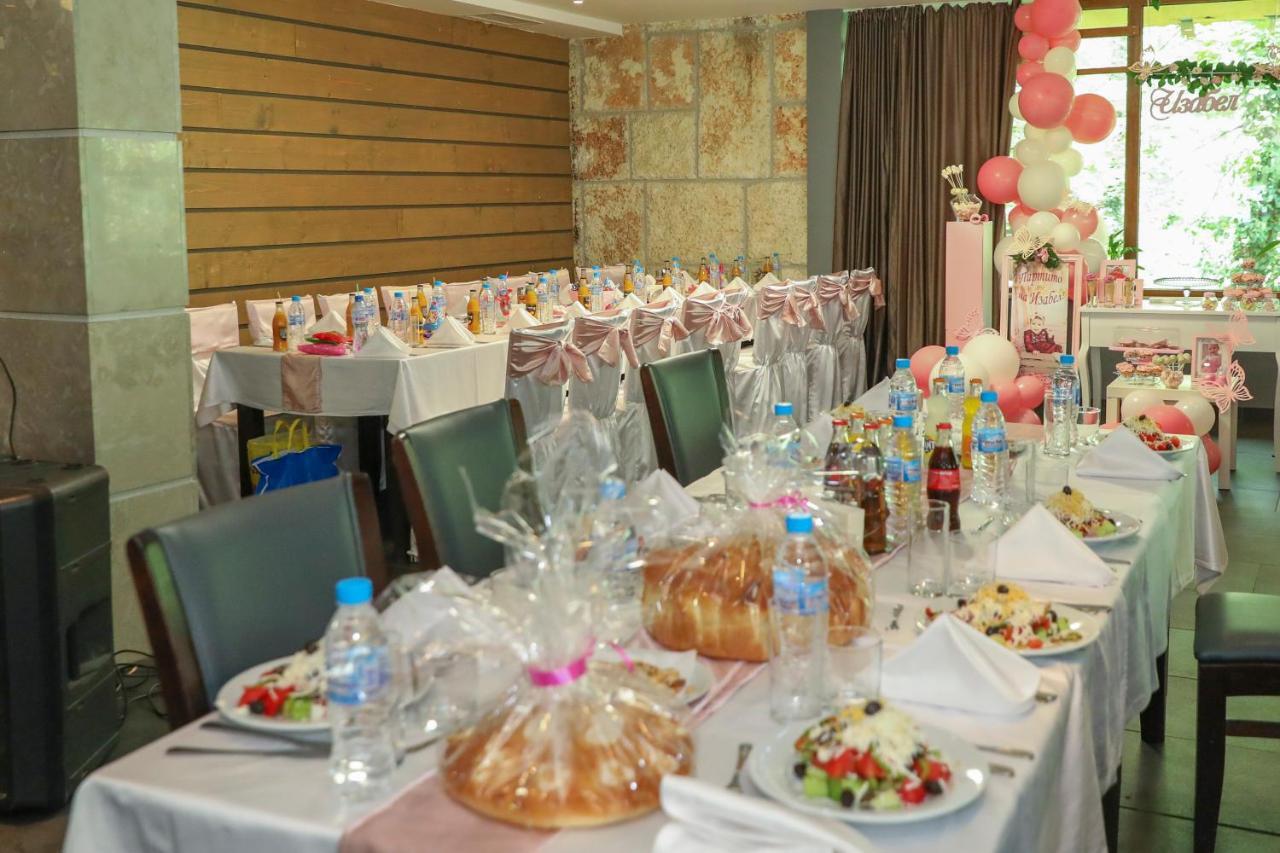 Family Park Hotel Kyoshkove Szumen Zewnętrze zdjęcie